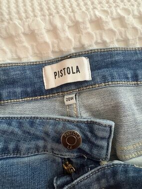 pistola Light Blue High-Rise Jeans